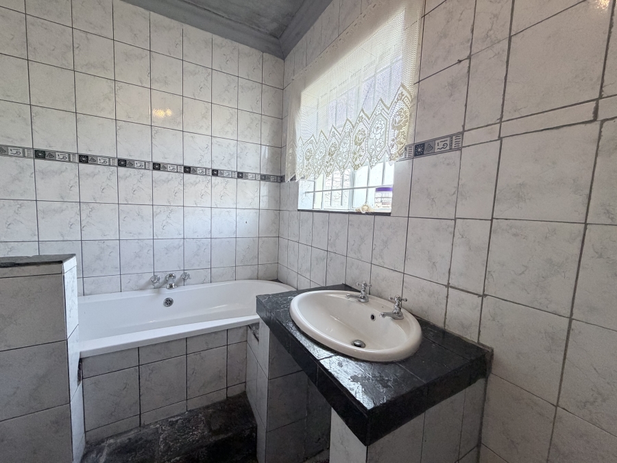 3 Bedroom Property for Sale in Top Town Eastern Cape